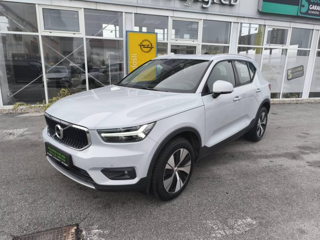 Volvo XC40 D3 Momentum – 1 godina garancije!